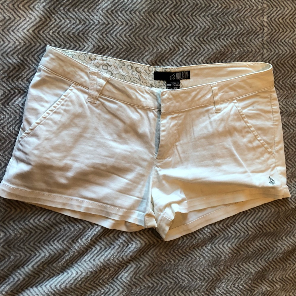 White Volcom short